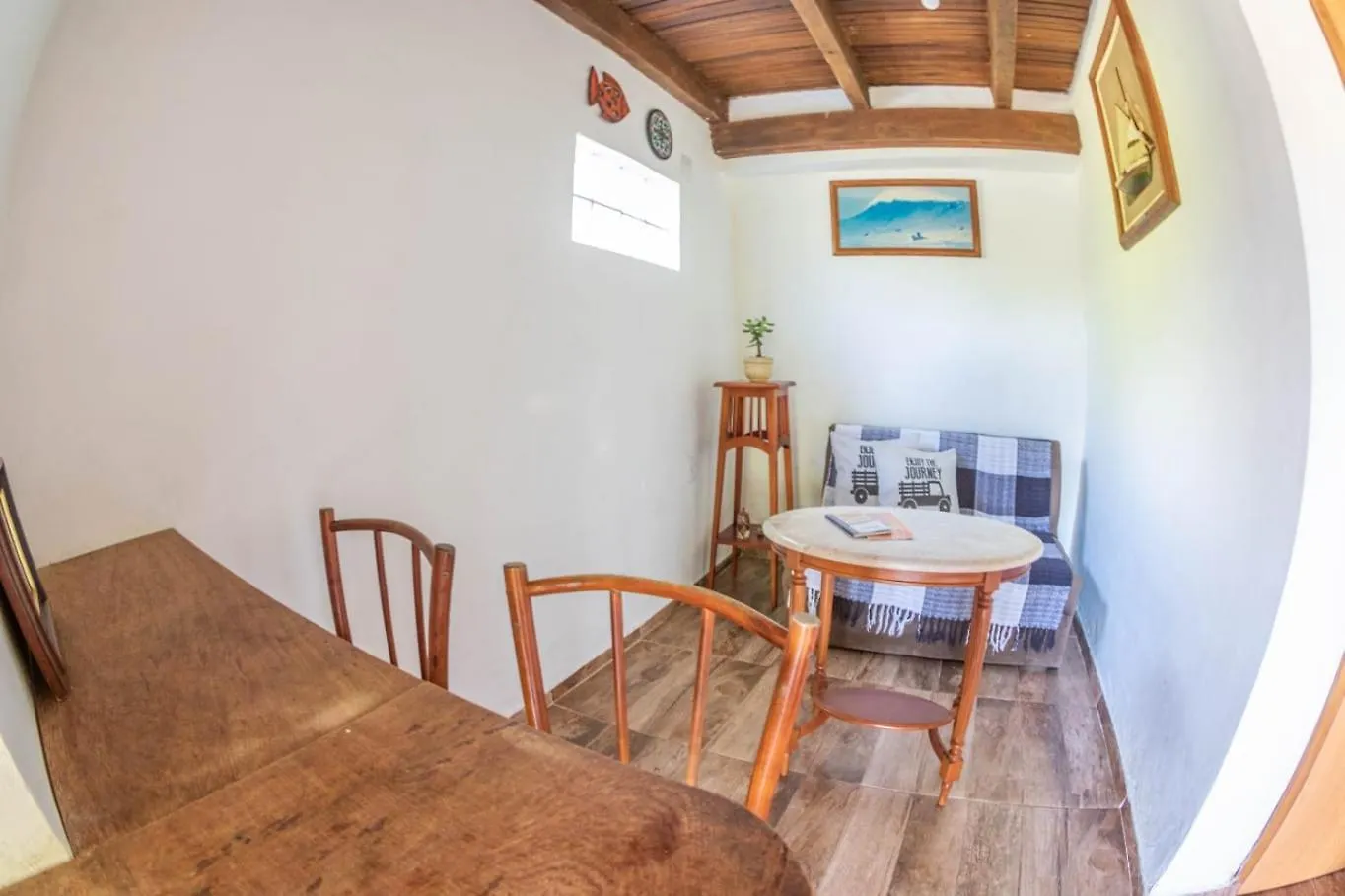 Guest house Chales Da Guarda Do Embau Brazil