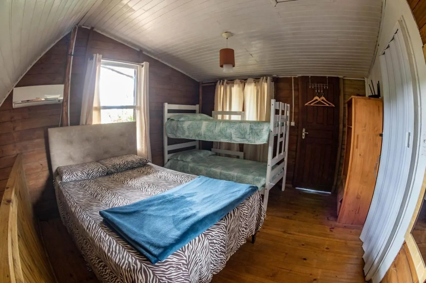 Chales Da Guarda Do Embau Guest house