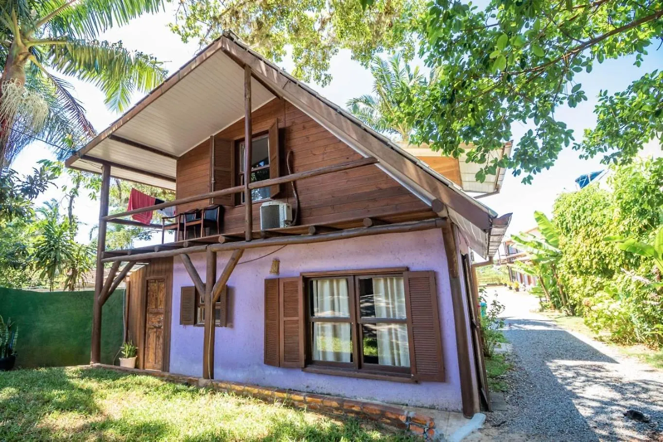 Chales Da Guarda Do Embau Guest house